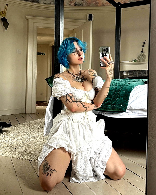 lyracr0w0 instagram image archive image