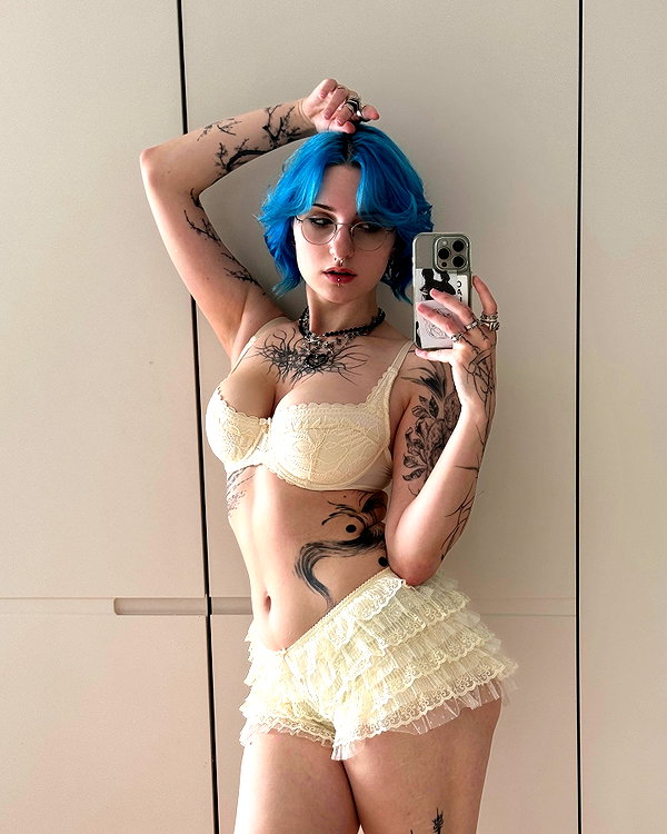 lyracr0w0 instagram image archive image