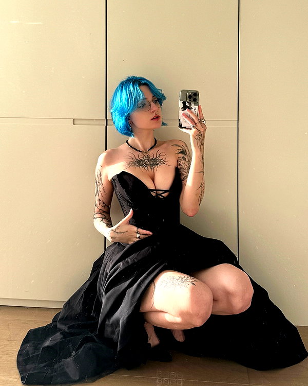 lyracr0w0 instagram image archive image