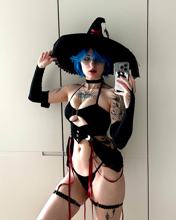 lyracr0w0 instagram image archive image