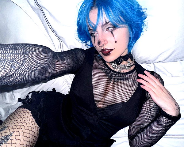 lyracr0w0 instagram image archive image