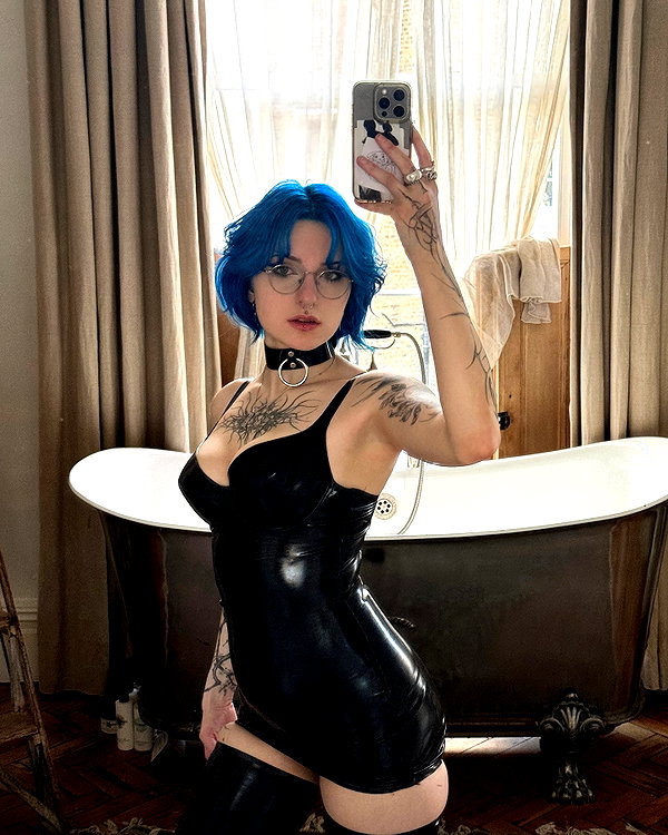 lyracr0w0 instagram image archive image