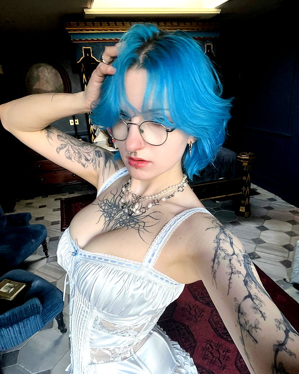 lyracr0w0 instagram image archive image