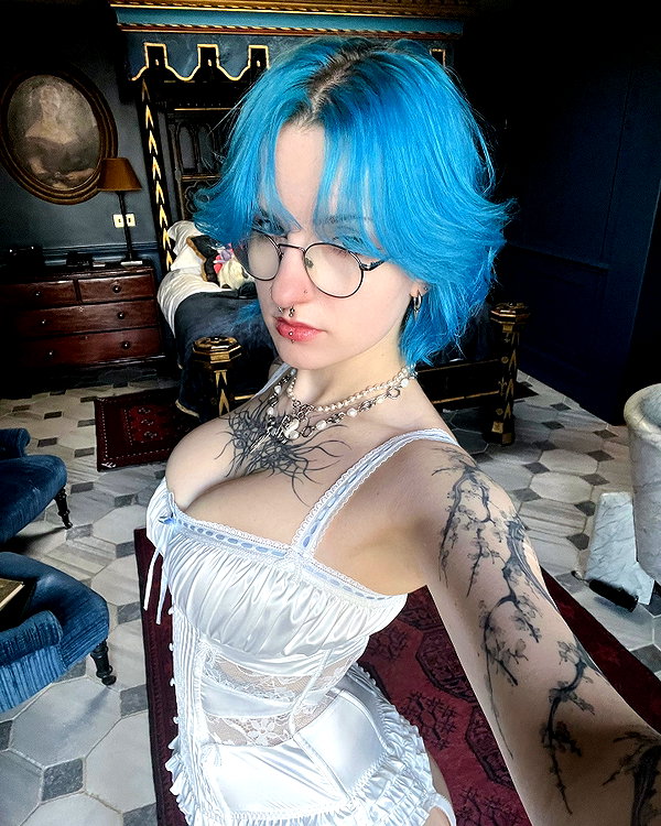 lyracr0w0 instagram image archive image