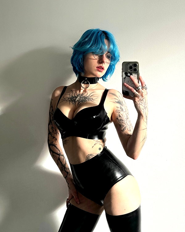lyracr0w0 instagram image archive image