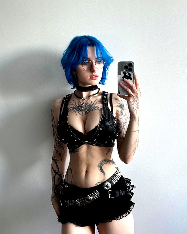 lyracr0w0 instagram image archive image