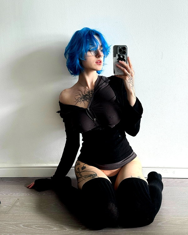 lyracr0w0 instagram image archive image