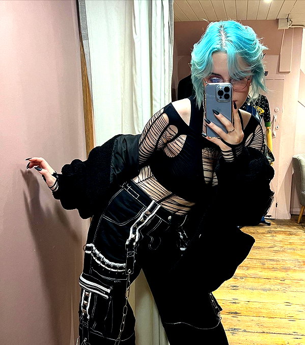 lyracrowo instagram image archive image