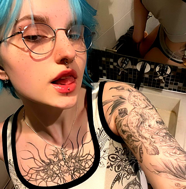 lyracrowo instagram image archive image