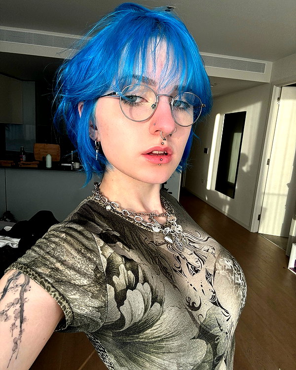 lyracrowo instagram image archive image