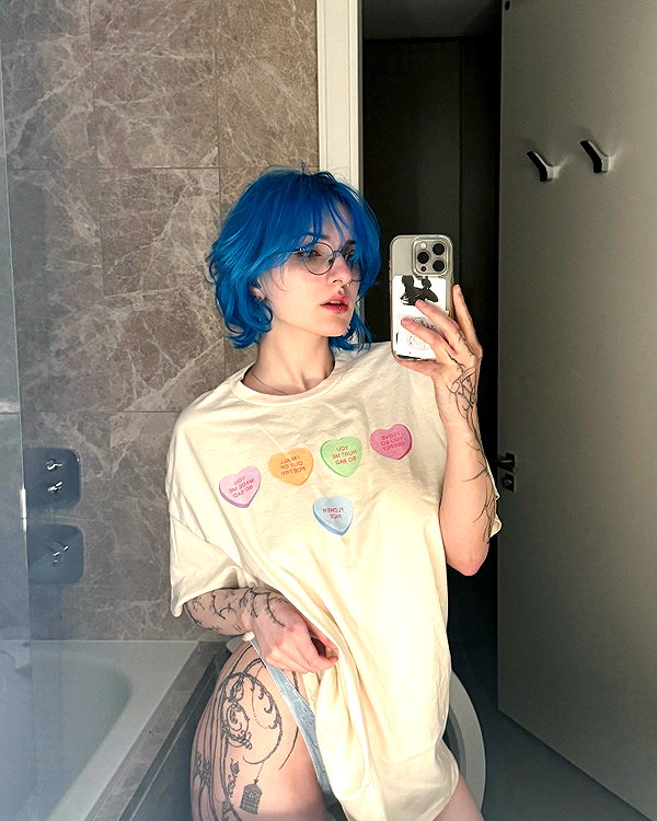 lyracrowo instagram image archive image