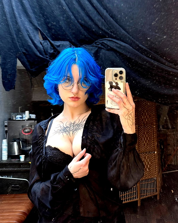 lyracrowo instagram image archive image