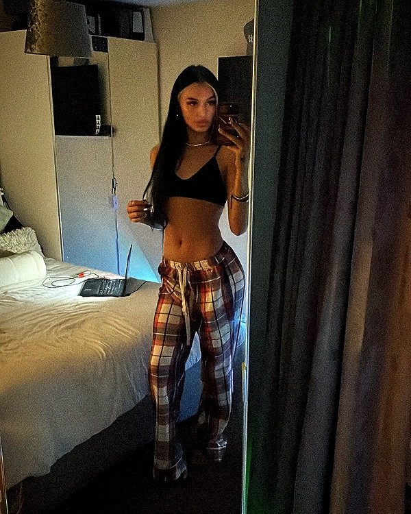 macyhannahx instagram image archive image