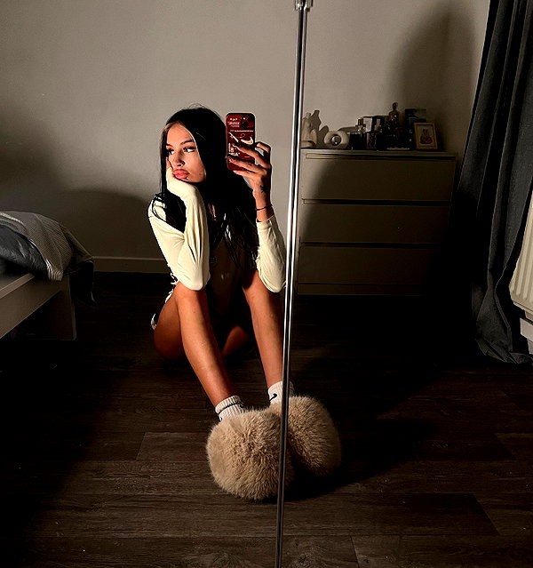 macyhannahx instagram image archive image