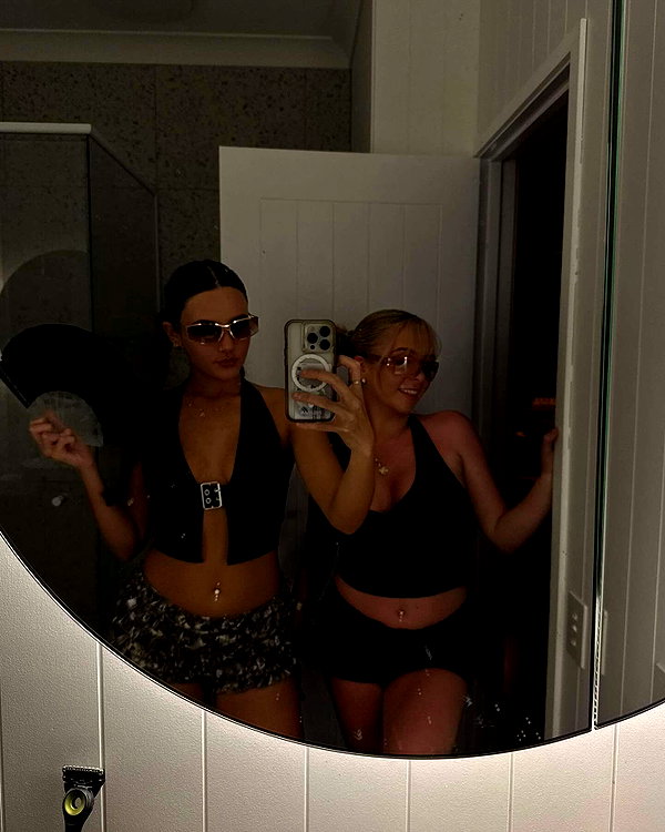 macyxjane_ macyxjane_ archive image