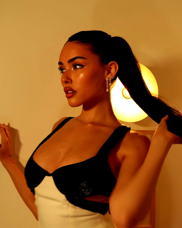 madisonbeer instagram image archive image