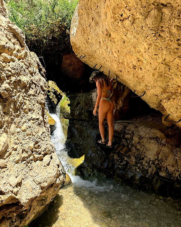 mai_glazer instagram image archive image