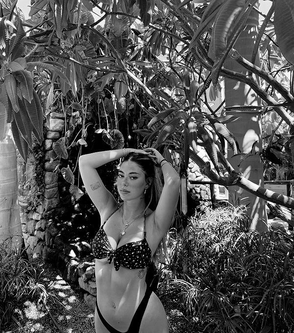 mai_glazer instagram image archive image
