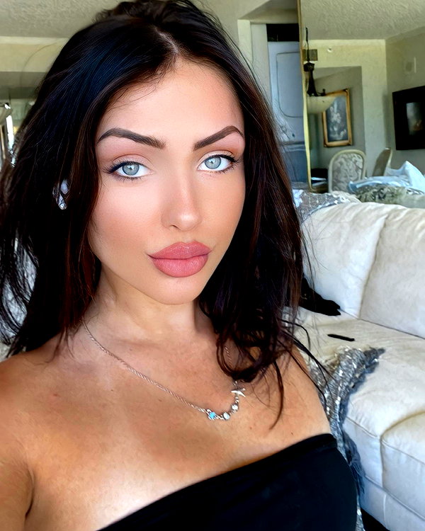 makayluxe instagram image archive image