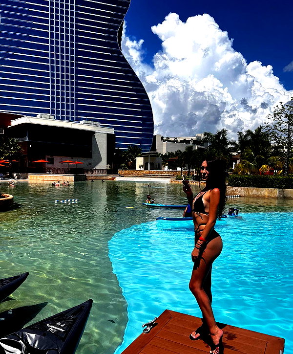 makayluxe instagram image archive image