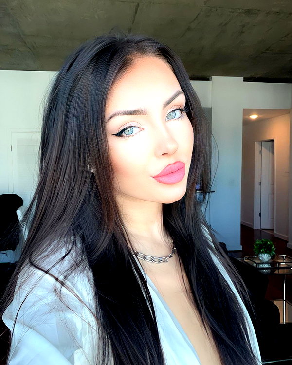 makayluxe instagram image archive image