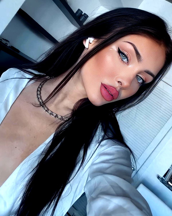 makayluxe instagram image archive image