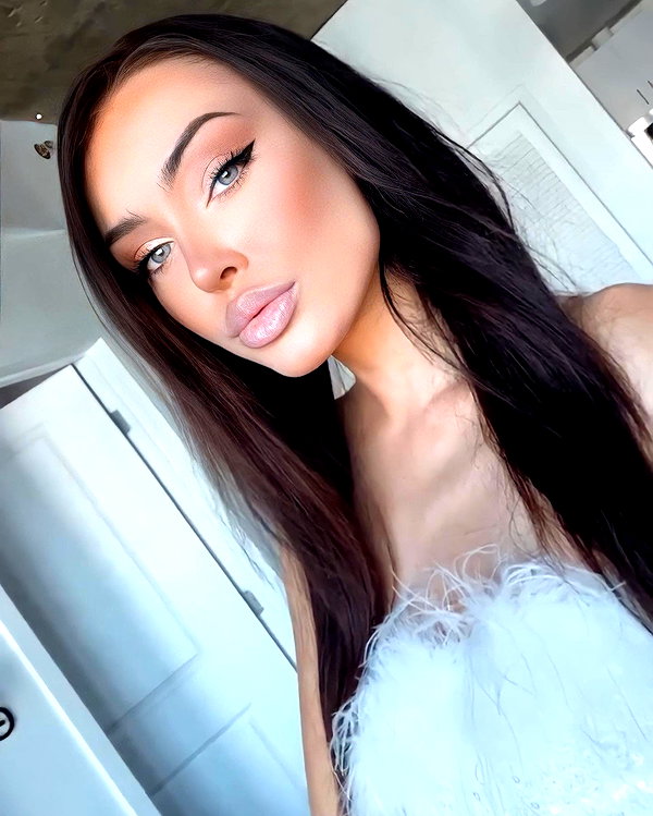 makayluxe instagram image archive image