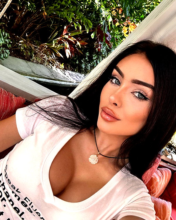 makayluxe instagram image archive image