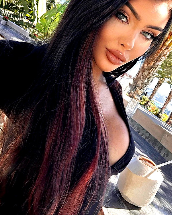makayluxe instagram image archive image