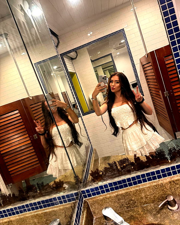 makayluxe instagram image archive image