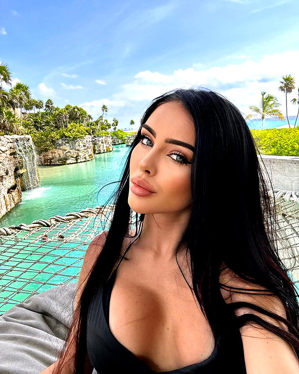 makayluxe instagram image archive image