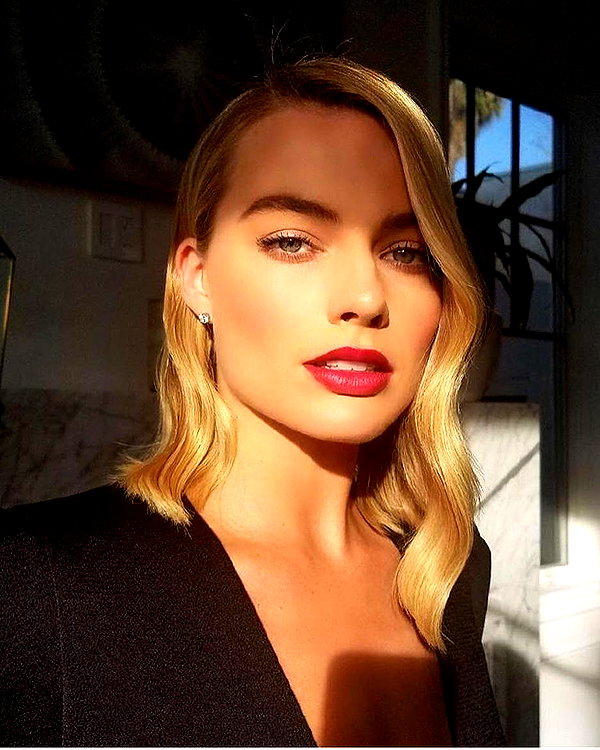 margotrobbieofficial instagram image archive image