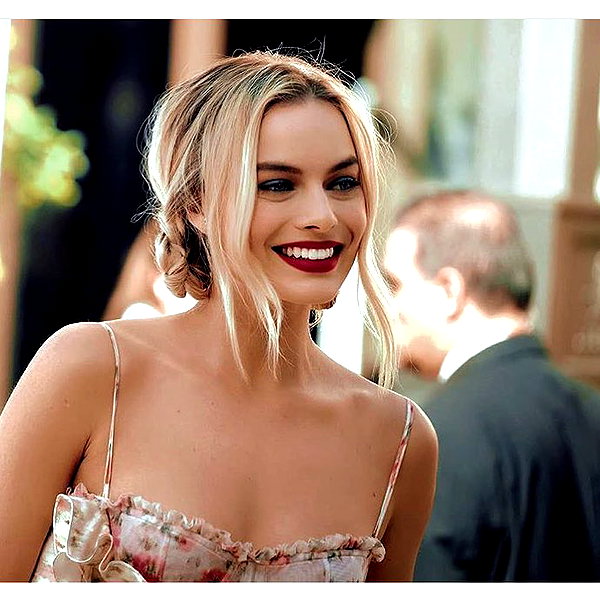 margotrobbieofficial margotrobbieofficial archive image