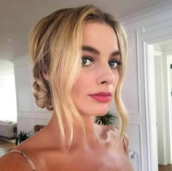margotrobbieofficial instagram image archive image