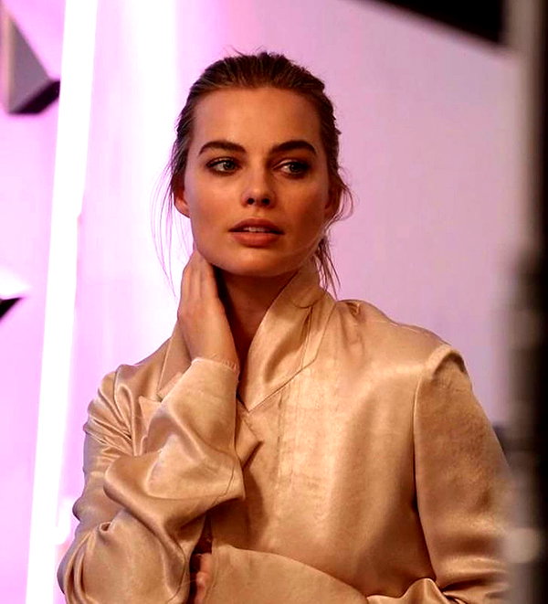 margotrobbieofficial instagram image archive image