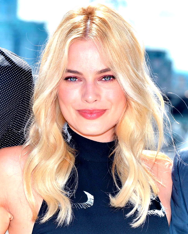 margotrobbieofficial instagram image archive image