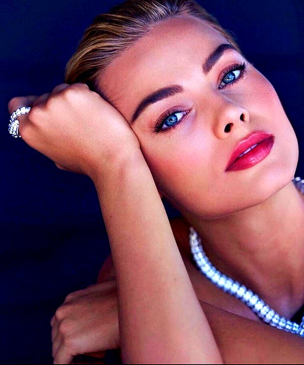 margotrobbieofficial instagram image archive image