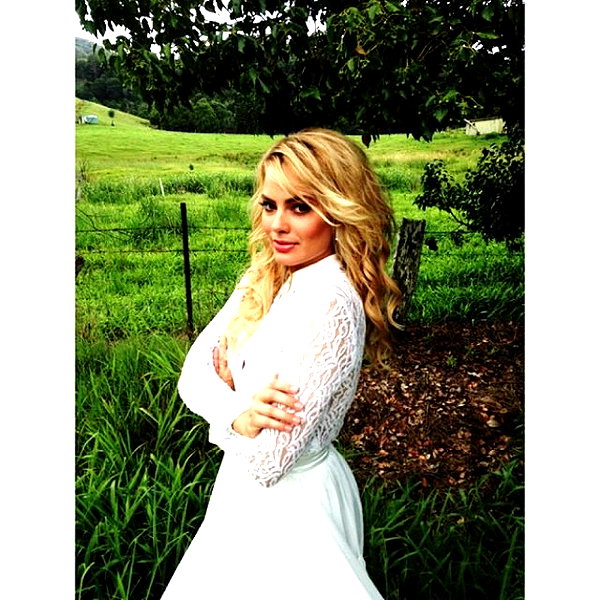 margotrobbieofficial instagram image archive image