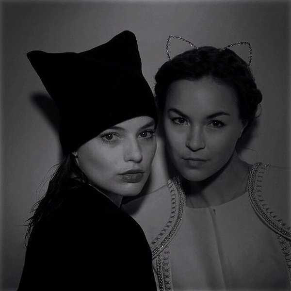 margotrobbieofficial instagram image archive image