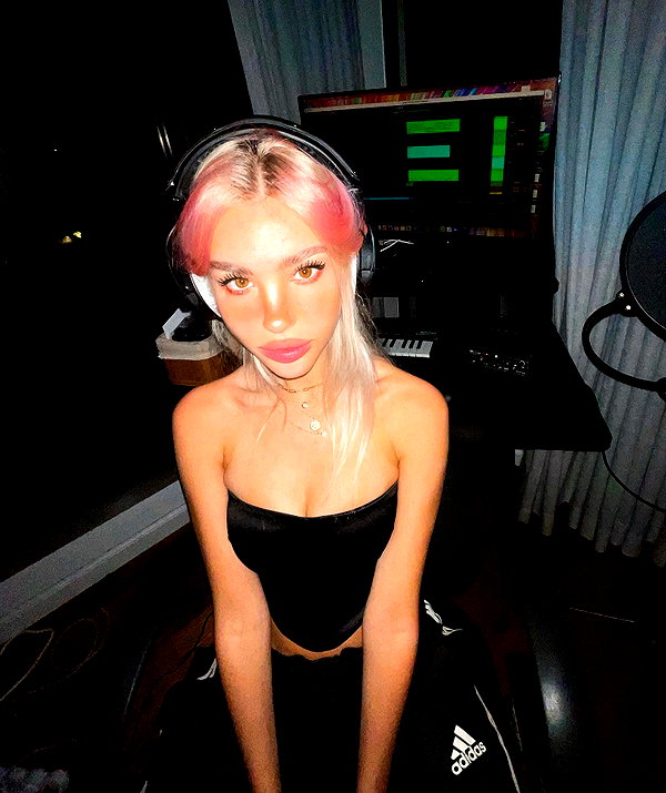 maria_domark instagram image archive image