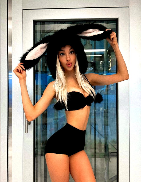maria_domark instagram image archive image