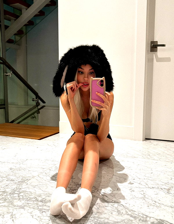 maria_domark instagram image archive image