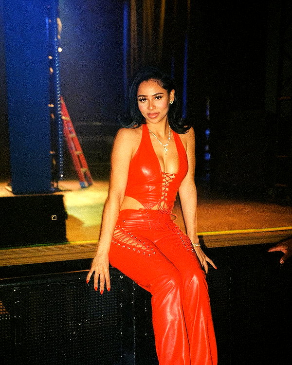 mariahthescientist instagram image archive image