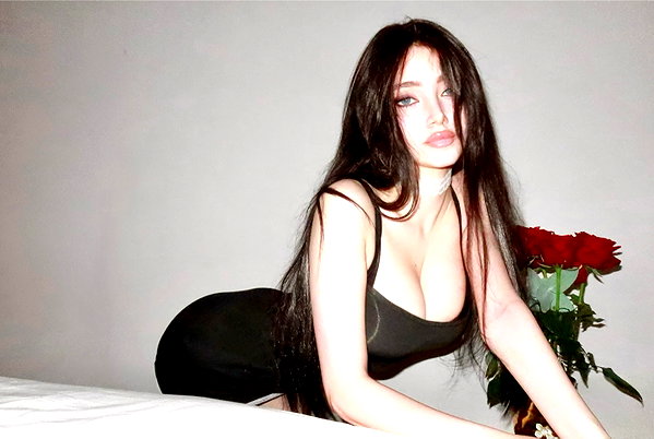 mariannamosesova instagram image archive image