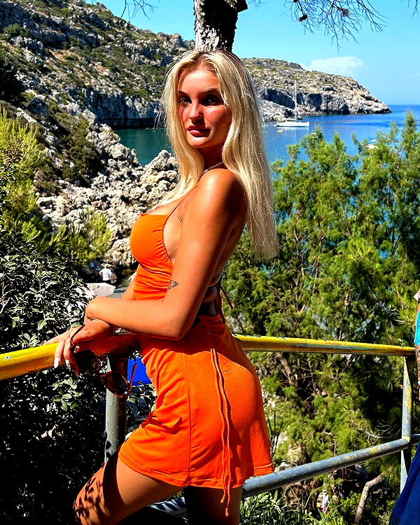 marinush_l instagram image archive image