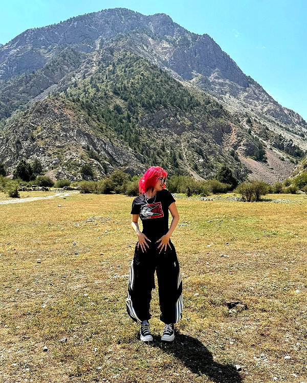 meeyinara instagram image archive image