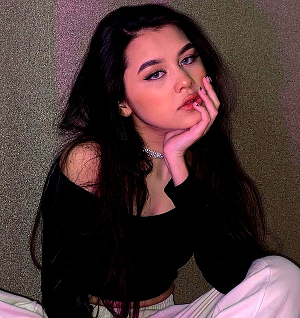 mekhrona_18 instagram image archive image