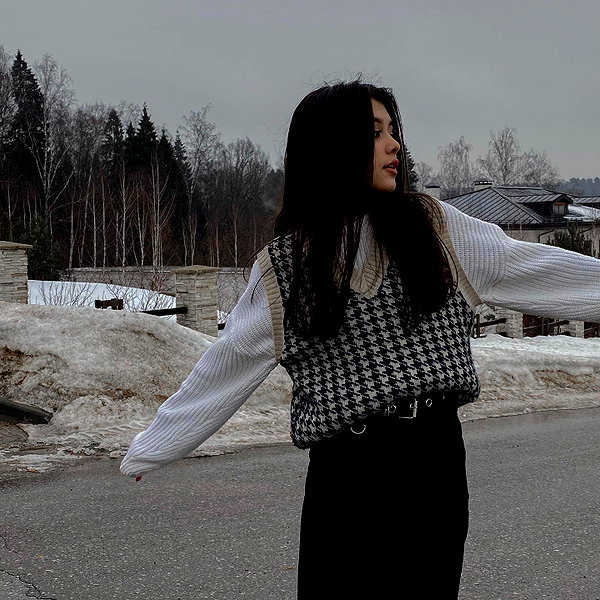 mekhrona_18 instagram image archive image
