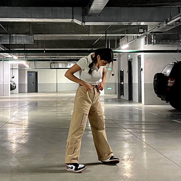 mekhrona_18 instagram image archive image