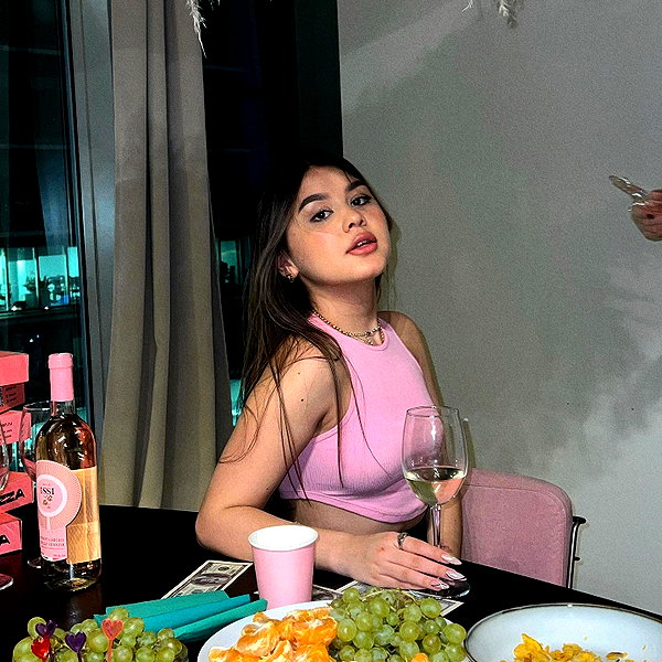 mekhrona_18 instagram image archive image